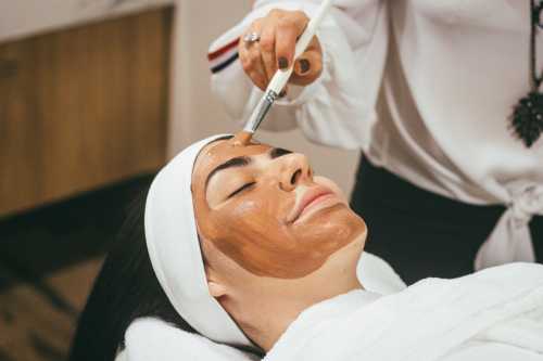 FDA Approves World’s First At-Home Epigenetic Skincare Device, Rewriting Anti-Aging Rules