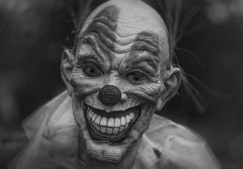 Fear in the Fog: How '28 Years Later: The Bone Temple' is Redefining British Horror and Announcing a Third Chapter