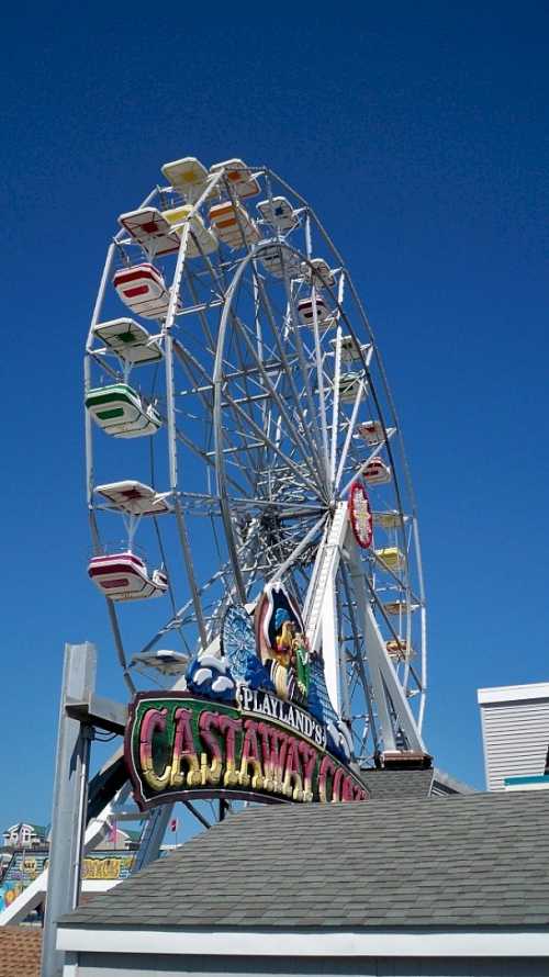 "Get Me Down": Viral Video Shows Jersey Shore Riders Left Dangling Upside Down After Ride Malfunction