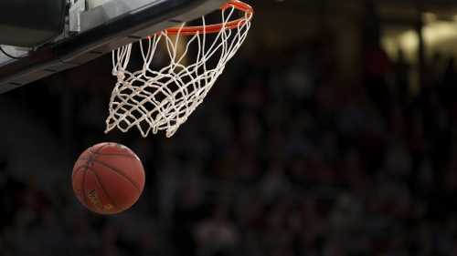 The Algorithmic Fragmentation of the Hardwood: How Media Shifts and Global Expansion Are Rewiring Basketball Economics