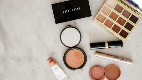 The Clinical Audit: How Regulatory Shock and AI Gatekeepers Are Rewiring the Beauty Economy