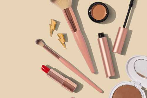 The End of 'Forever Chemicals': How the FDA's 2026 PFAS Ban is Forcing a Massive Beauty Industry Reset