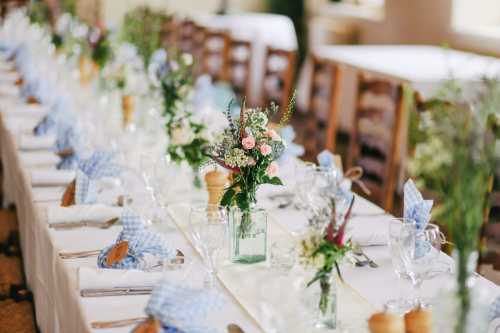 The Great Wedding Salad: Bride Goes Viral After Discovering Cauliflower and Cabbage in Her Floral Arrangements