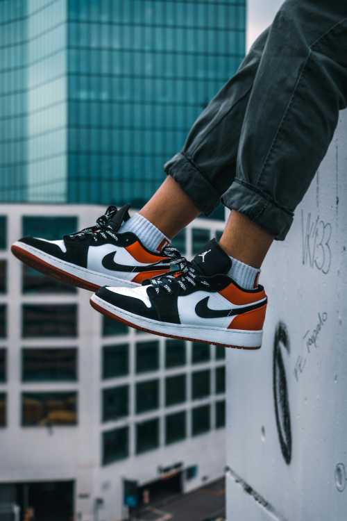 The Hype Liquidation: How Tariff Contagion and Archival Arbitrage are Rewiring Streetwear Economics
