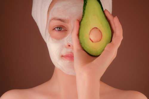 The Summer Shield: How Biotech, New Regulations, and Sustainable Botanicals Are Redefining Beauty in 2026