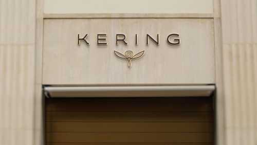 The Terminal Phase of the Beauty Conglomerate: Biotech Accretion, AI Disintermediation, and the Regulatory Extinction of Indie Brands
