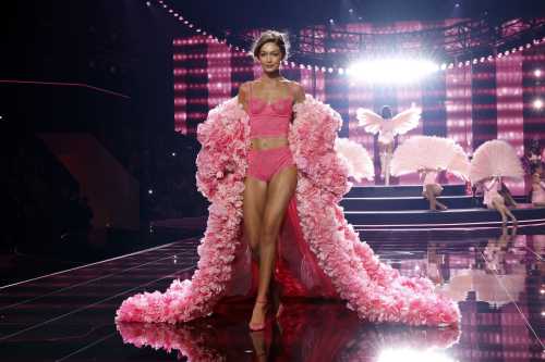Victoria's Secret Resurrection: How Nostalgia Marketing and Cultural Shifts Redefine Fashion's Most Controversial Comeback